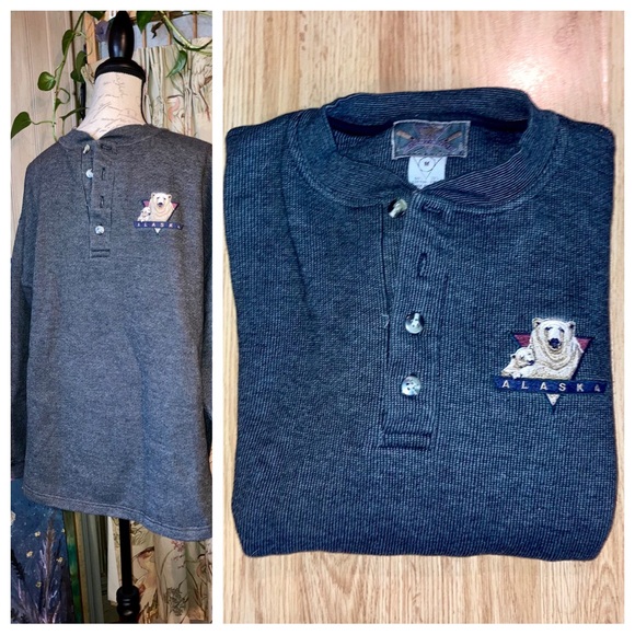 Vintage 90s Alaska Bear Embroidered Sweater Grey sz  Medium Unisex Style - Picture 1 of 7